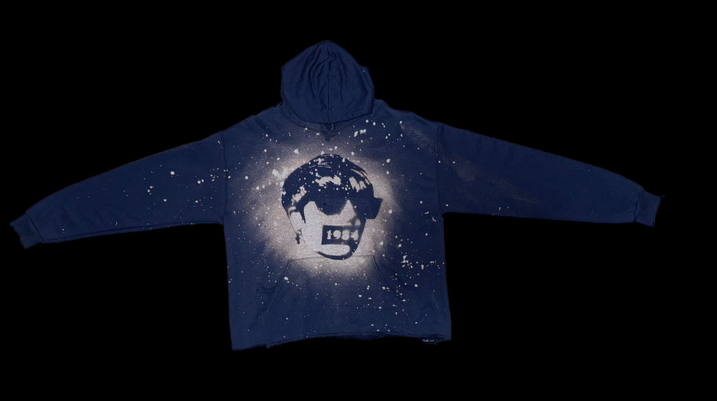 An Valenti Silhouette Crop Hoodie